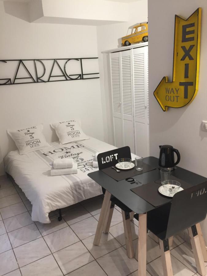 Studio Centre Avec Terrasse أفينيون المظهر الخارجي الصورة